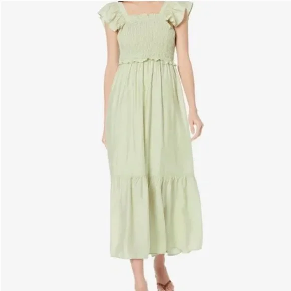 green emerald velvet dress Moon River Women's Puff Sleeve Tiered Shirred Smock MIDI Dress, Green, L at  Amazon Women's Clothing store